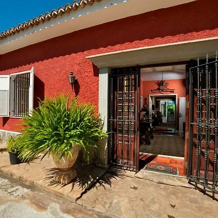 Dom wakacyjny Casa Con Jardin Y Piscina *